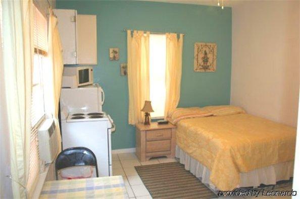 Coral House Hotel Hollywood Room photo